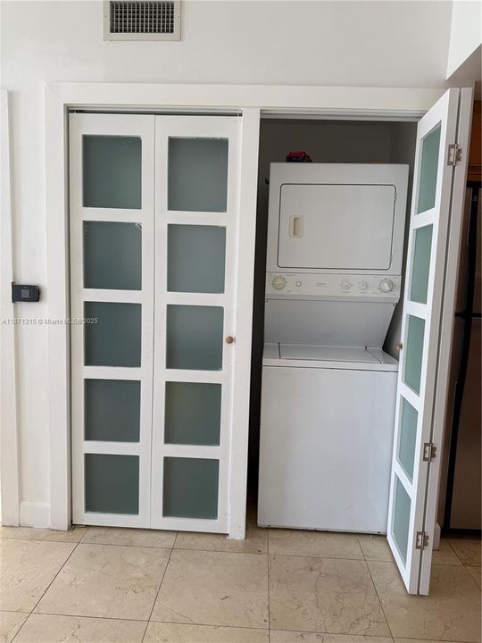 На продажу: $760,000 (1 спален, 1 ванн, 808 Квадратных фут)