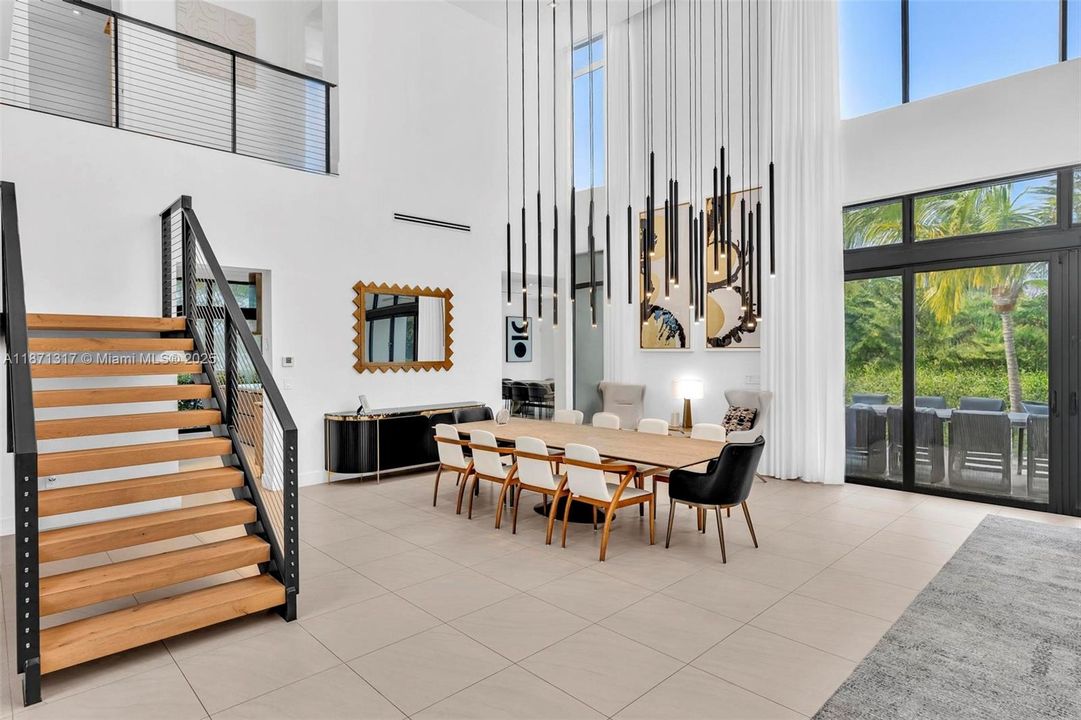 В аренду: $40,000 (7 спален, 6 ванн, 4990 Квадратных фут)