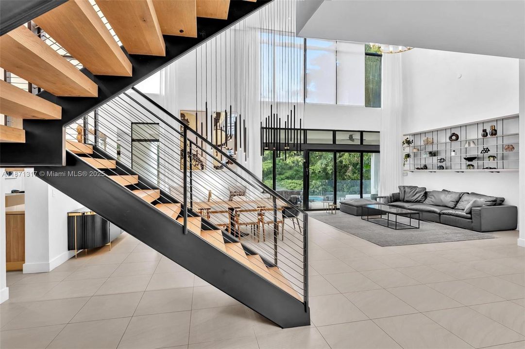 В аренду: $40,000 (7 спален, 6 ванн, 4990 Квадратных фут)