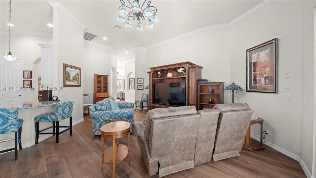 For Sale: $899,000 (4 beds, 3 baths, 3120 Square Feet)