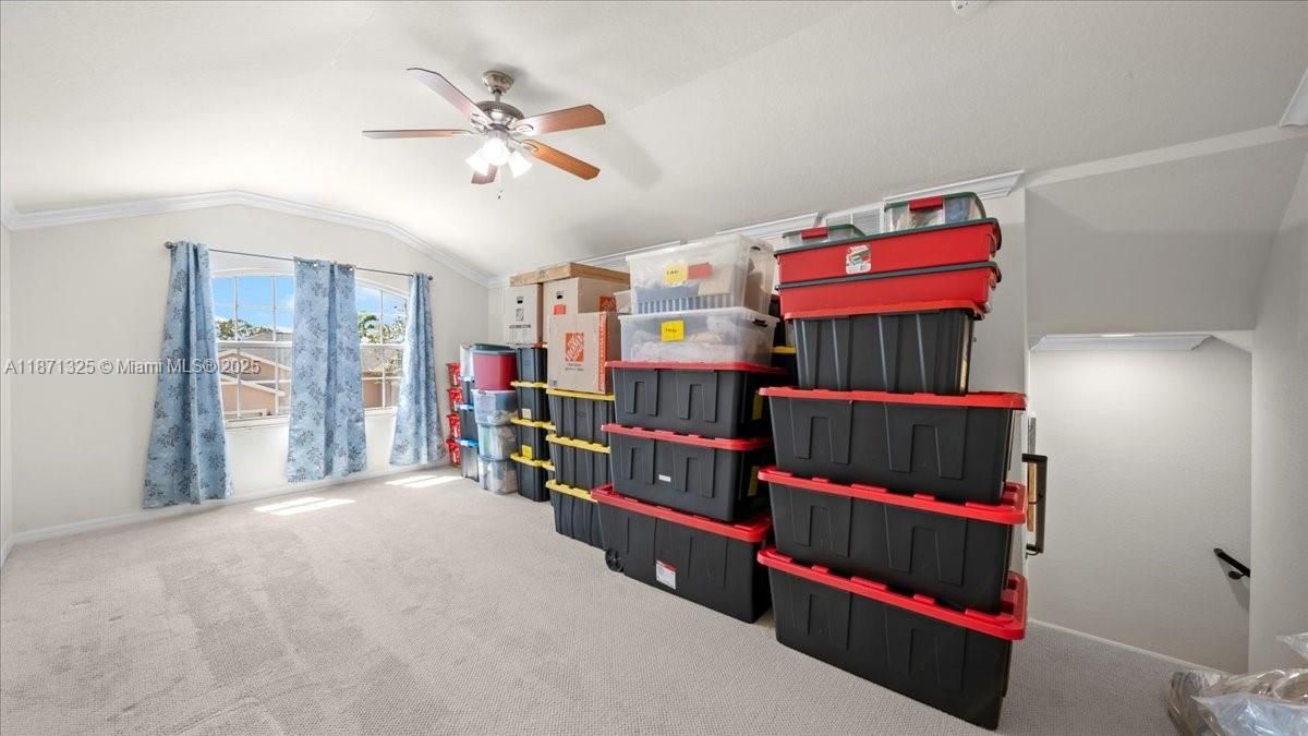 For Sale: $899,000 (4 beds, 3 baths, 3120 Square Feet)