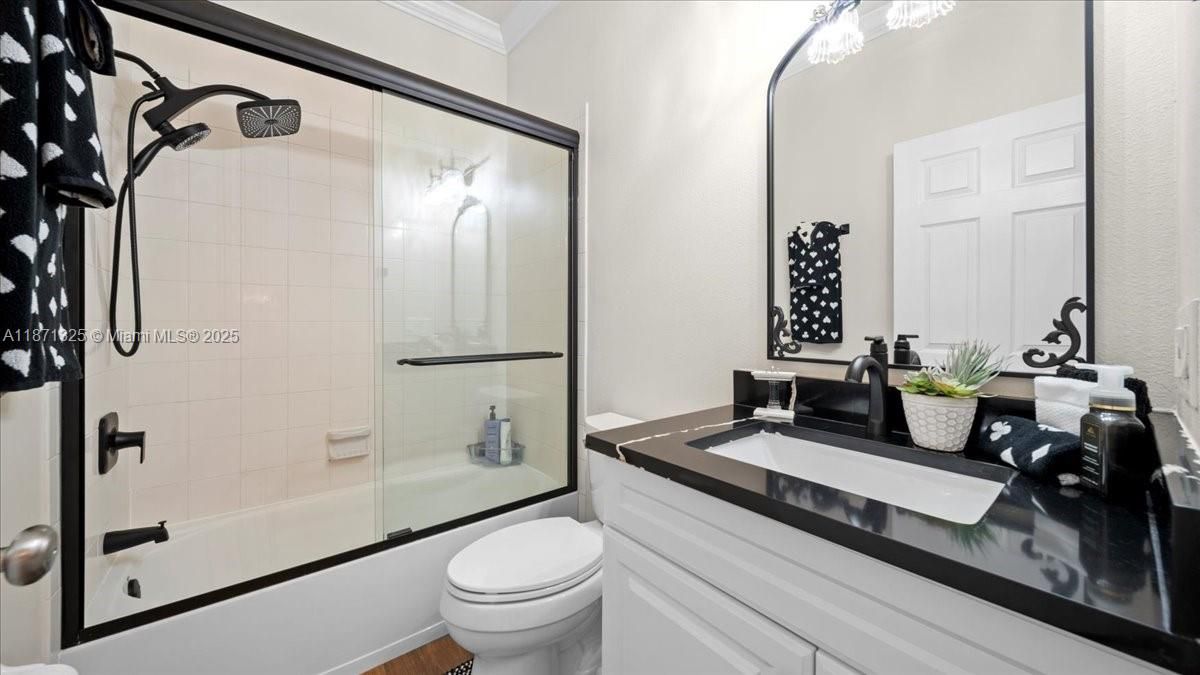 For Sale: $899,000 (4 beds, 3 baths, 3120 Square Feet)