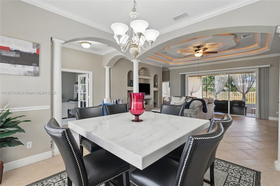 Recently Rented: $3,500 (5 beds, 3 baths, 2801 Square Feet)