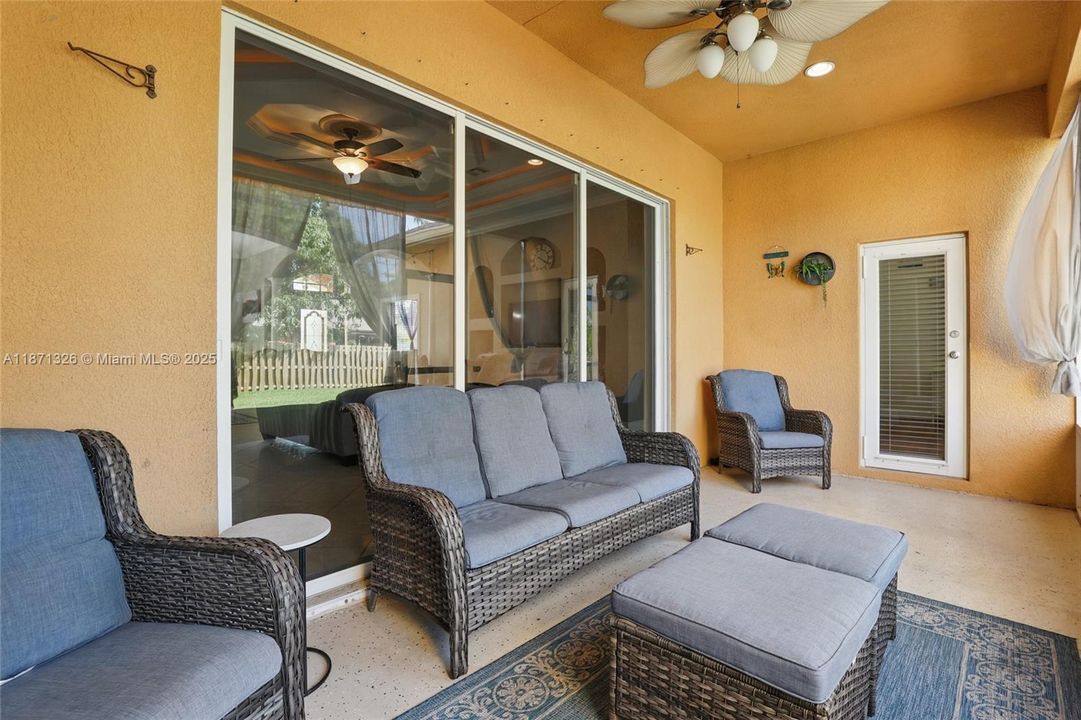 Recently Rented: $3,500 (5 beds, 3 baths, 2801 Square Feet)