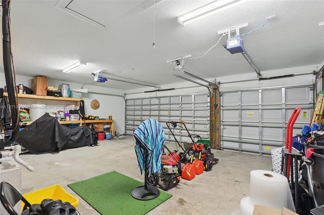 Recently Rented: $3,500 (5 beds, 3 baths, 2801 Square Feet)