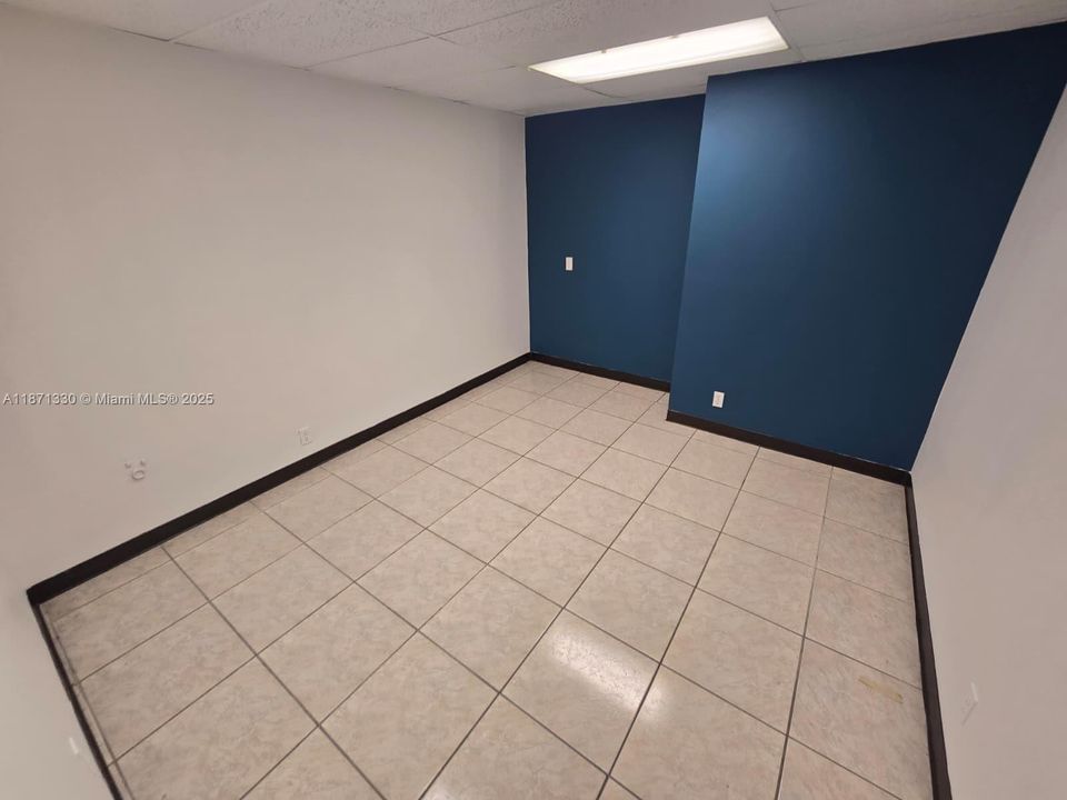 En Renta: $4,325 (0 camas, 0 baños, 0 Pies cuadrados)