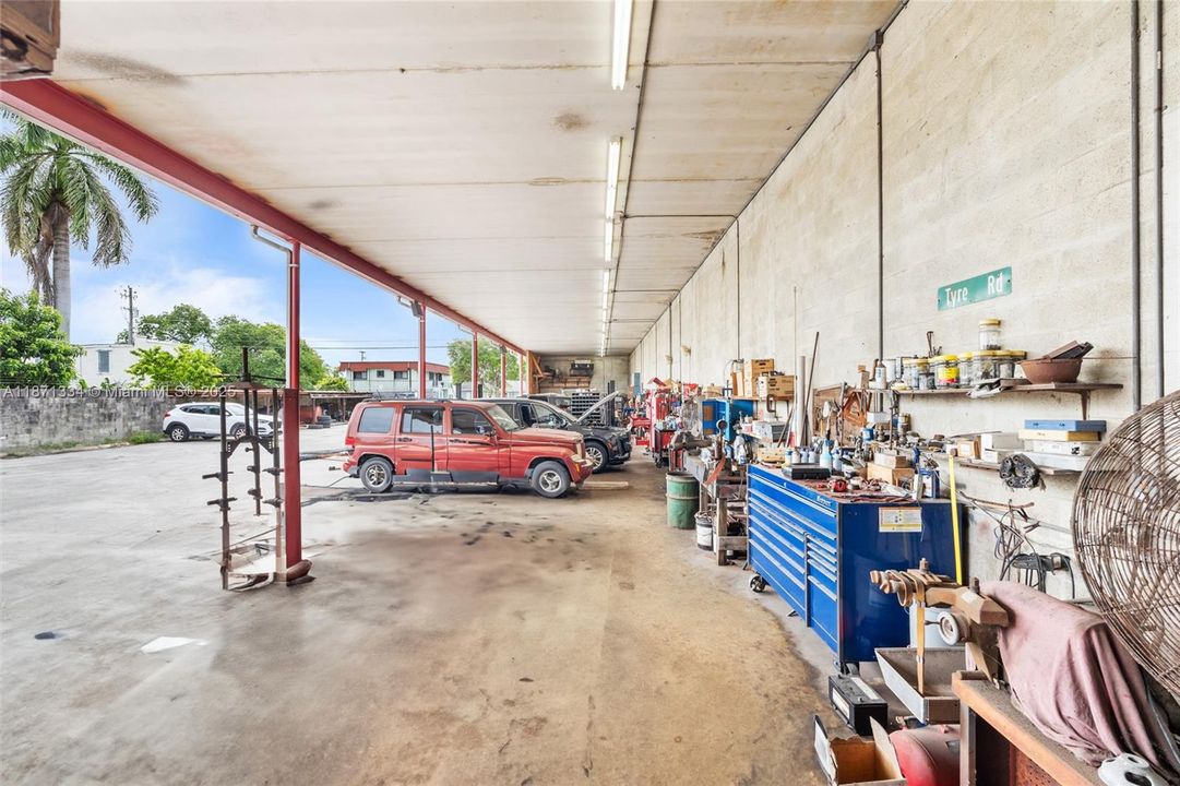 For Sale: $1,899,999 (0 beds, 0 baths, 0 Square Feet)