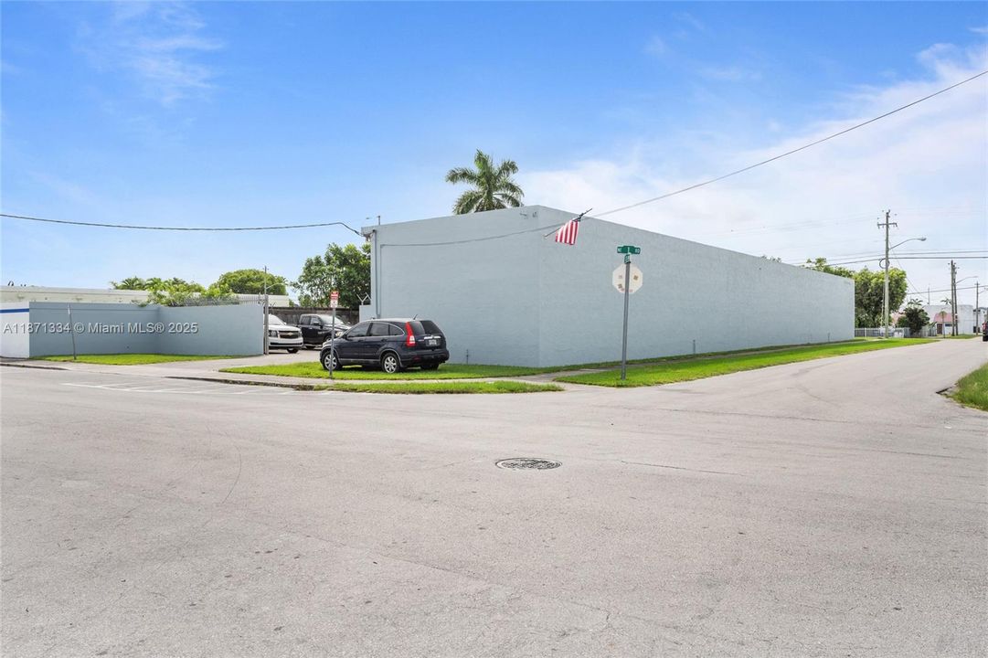 For Sale: $1,899,999 (0 beds, 0 baths, 0 Square Feet)