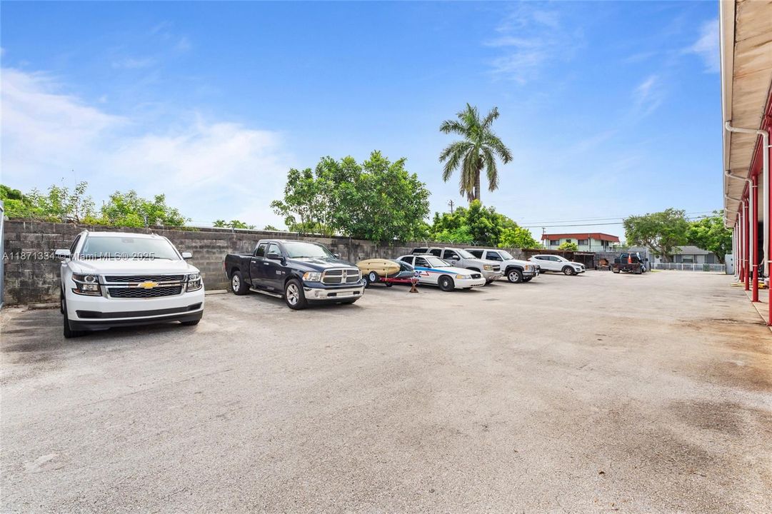 For Sale: $1,899,999 (0 beds, 0 baths, 0 Square Feet)