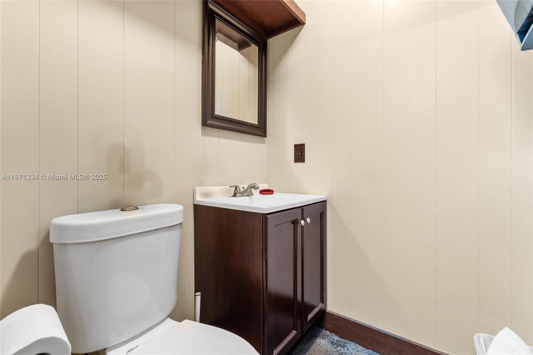 For Sale: $1,899,999 (0 beds, 0 baths, 0 Square Feet)