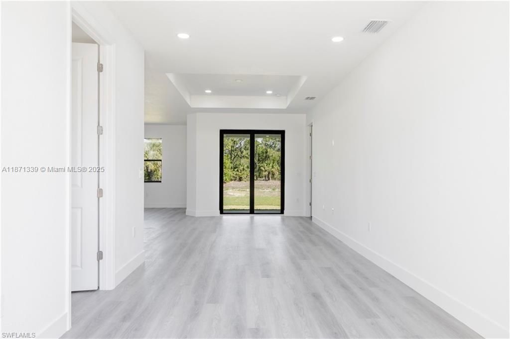 На продажу: $395,000 (3 спален, 2 ванн, 0 Квадратных фут)