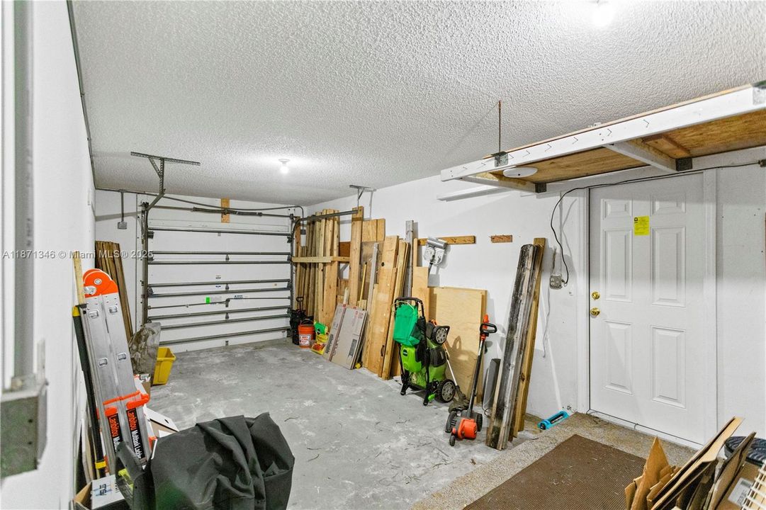 最近售出: $529,000 (3 贝兹, 2 浴室, 1144 平方英尺)