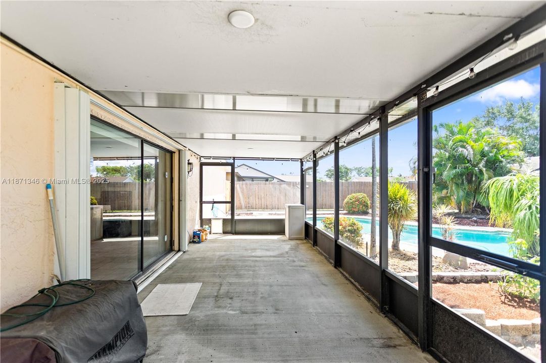 最近售出: $529,000 (3 贝兹, 2 浴室, 1144 平方英尺)