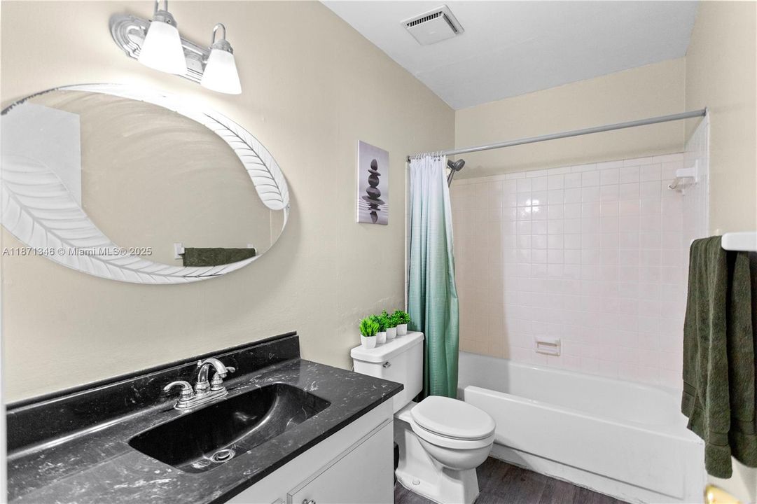 最近售出: $529,000 (3 贝兹, 2 浴室, 1144 平方英尺)