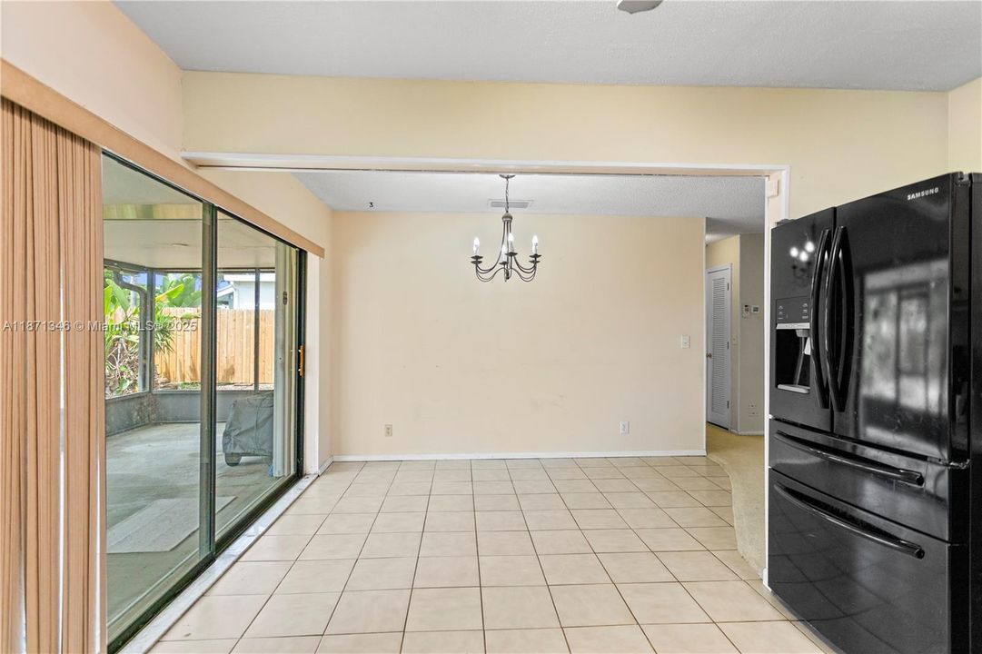 最近售出: $529,000 (3 贝兹, 2 浴室, 1144 平方英尺)