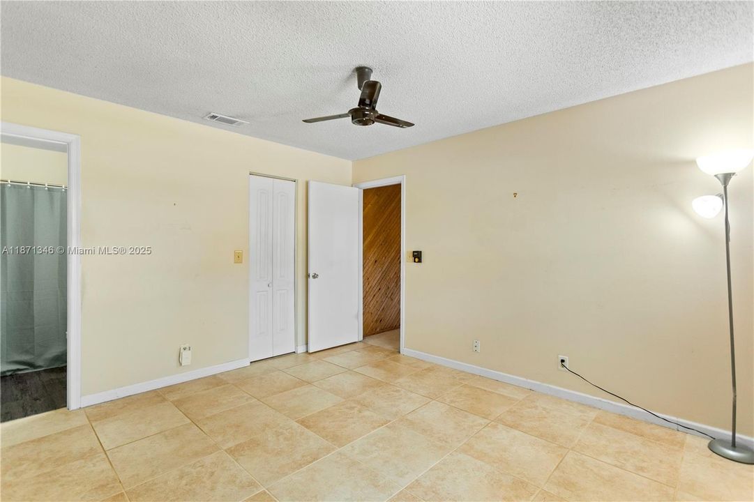 最近售出: $529,000 (3 贝兹, 2 浴室, 1144 平方英尺)