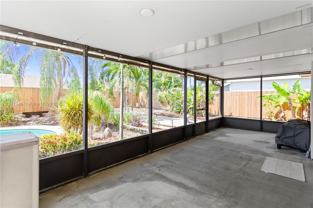 最近售出: $529,000 (3 贝兹, 2 浴室, 1144 平方英尺)