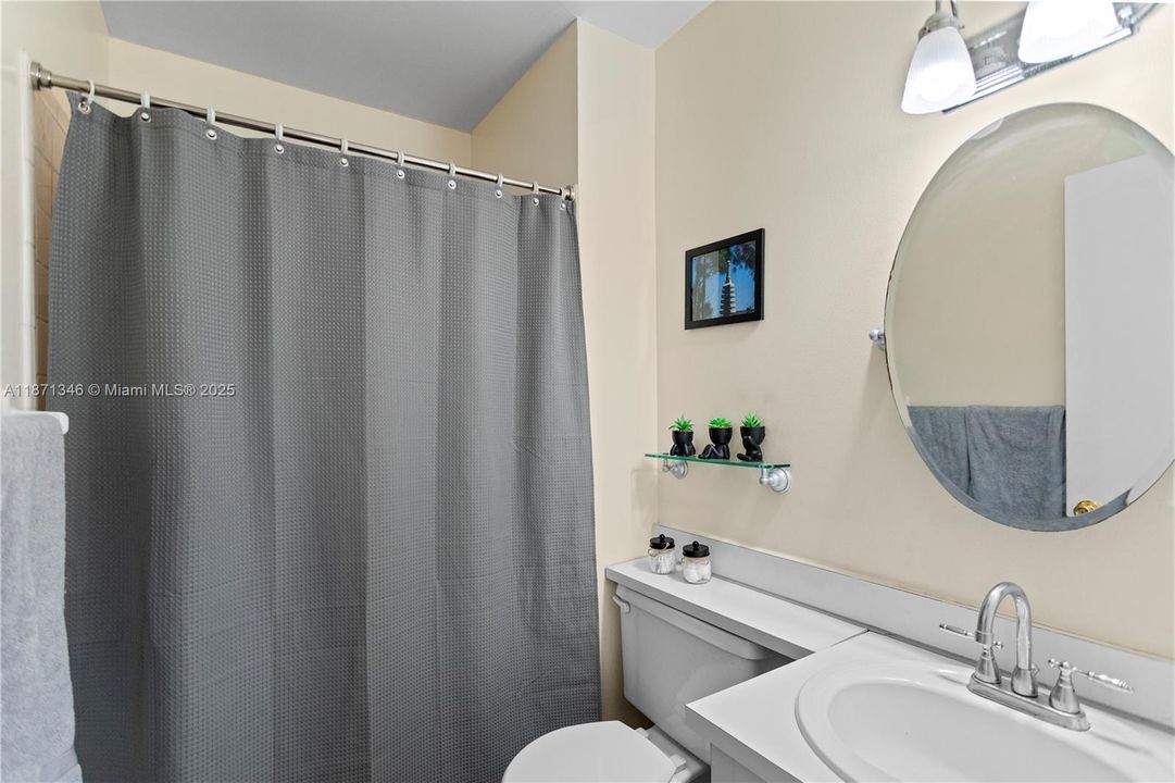 最近售出: $529,000 (3 贝兹, 2 浴室, 1144 平方英尺)