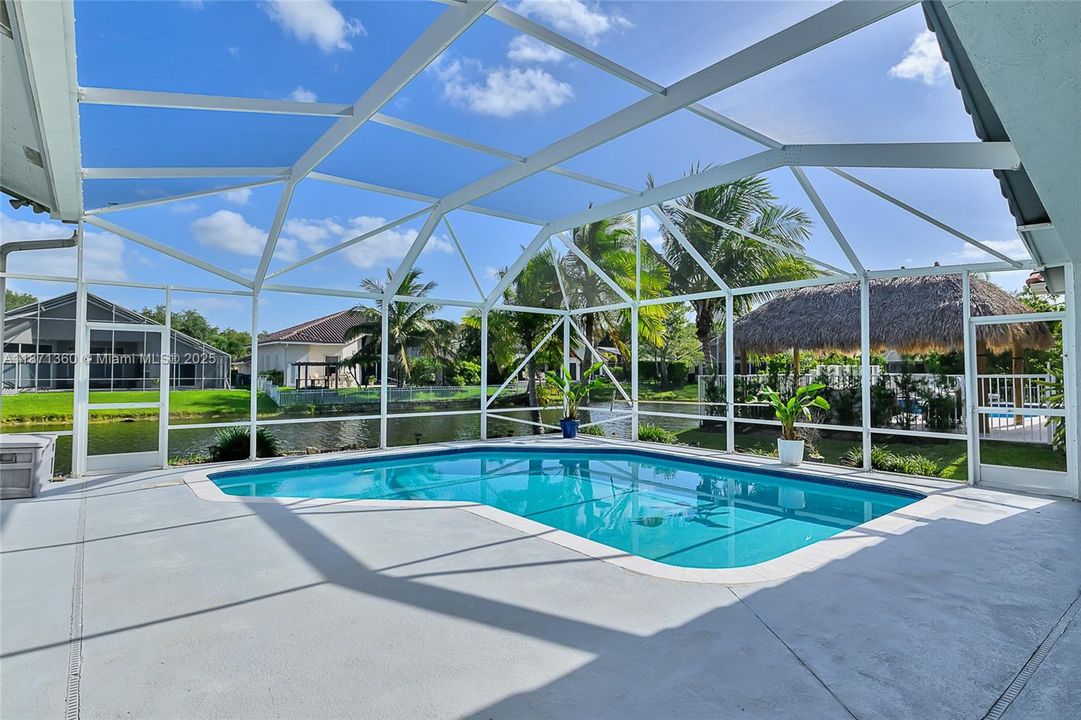 Recently Rented: $5,499 (4 beds, 2 baths, 2659 Square Feet)