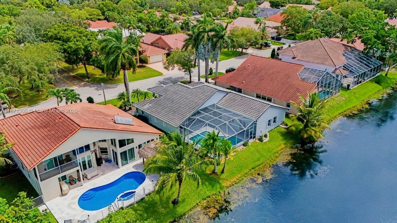 Recently Rented: $5,499 (4 beds, 2 baths, 2659 Square Feet)