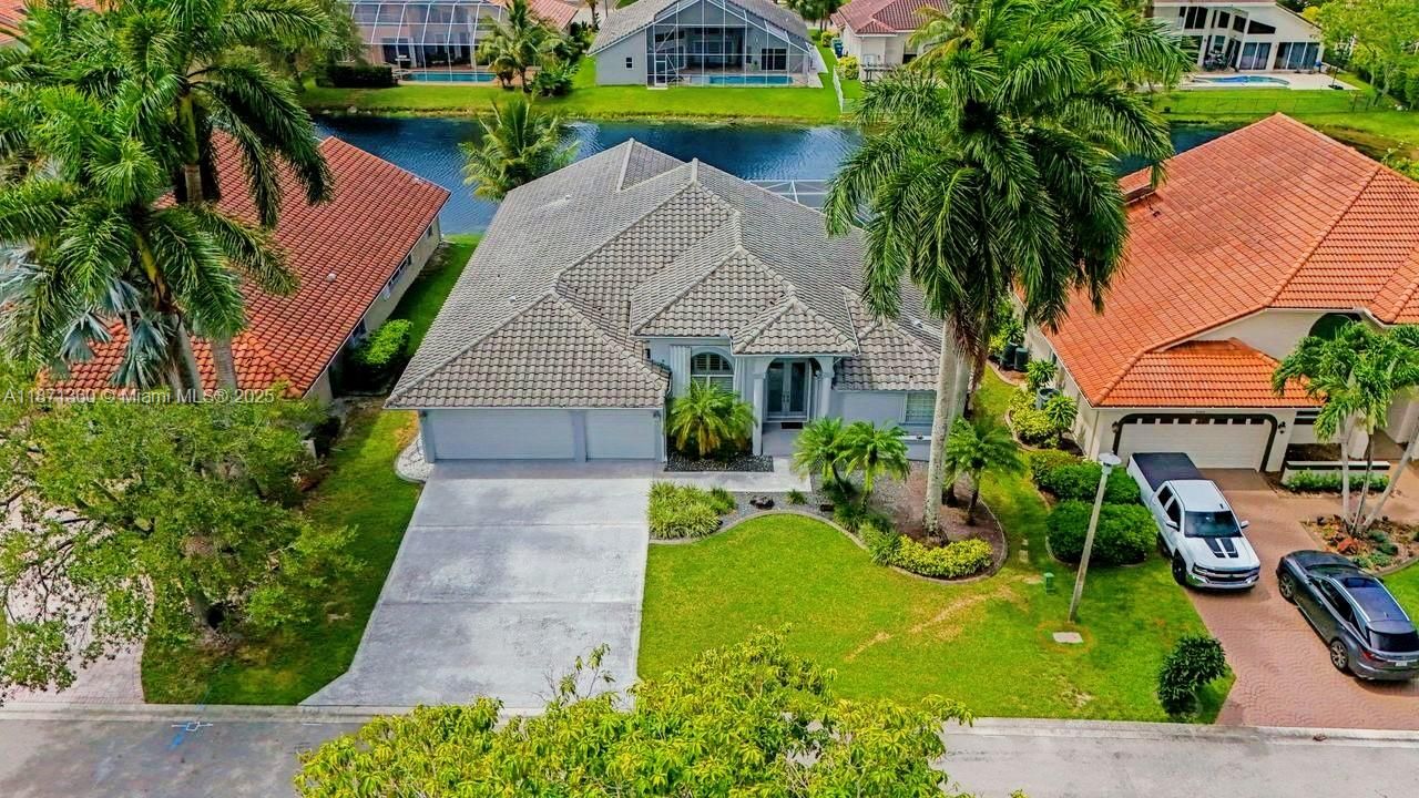 Recently Rented: $5,499 (4 beds, 2 baths, 2659 Square Feet)