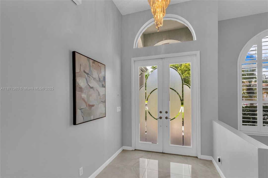 Recently Rented: $5,499 (4 beds, 2 baths, 2659 Square Feet)