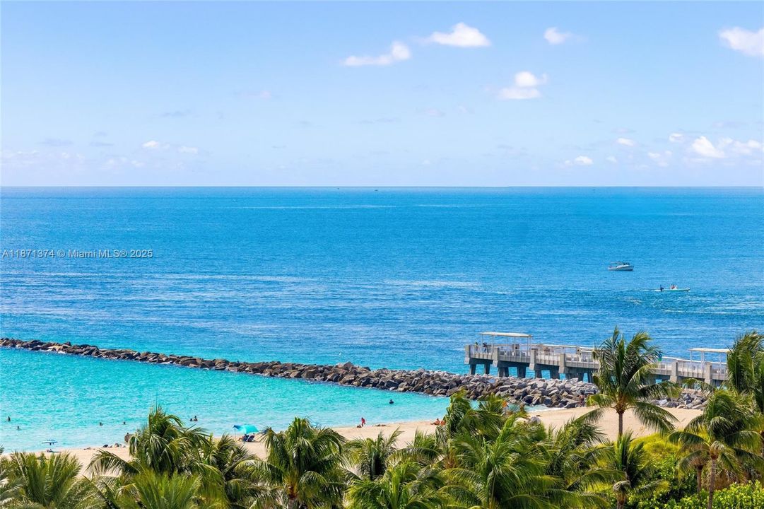 待售: $4,250,000 (2 贝兹, 2 浴室, 1698 平方英尺)