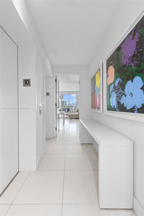 待售: $4,250,000 (2 贝兹, 2 浴室, 1698 平方英尺)