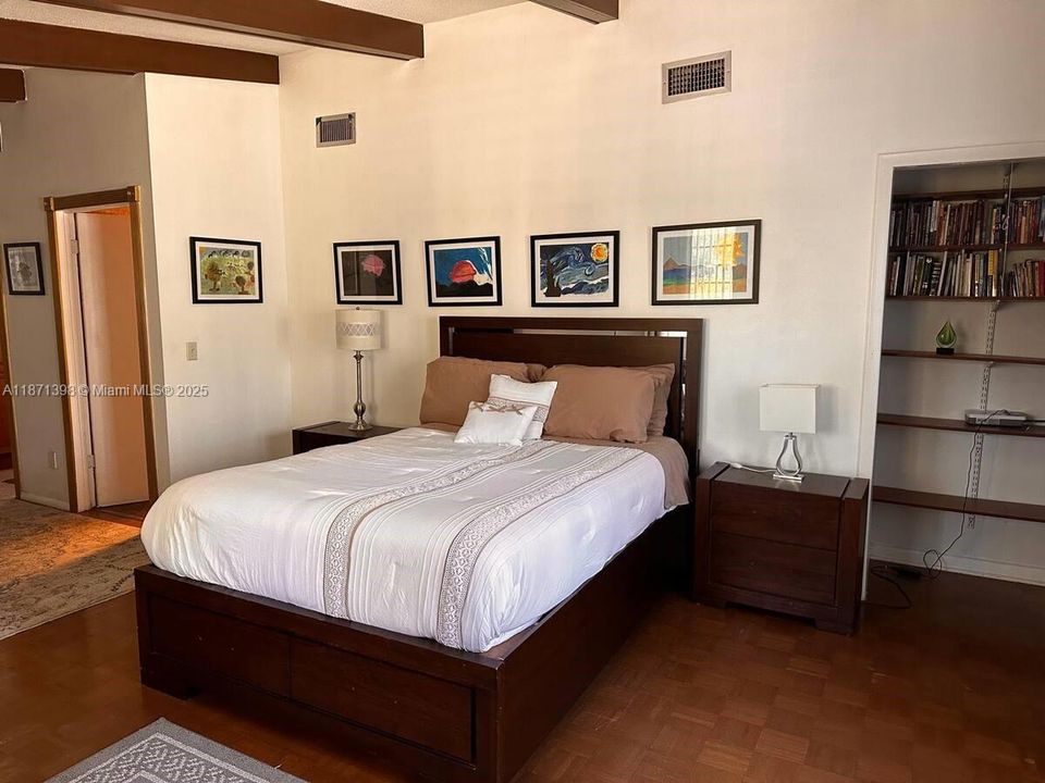 В аренду: $1,500 (1 спален, 1 ванн, 0 Квадратных фут)