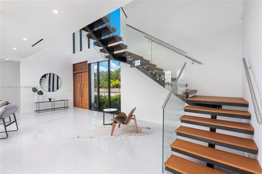 En Renta: $34,900 (5 camas, 5 baños, 4534 Pies cuadrados)