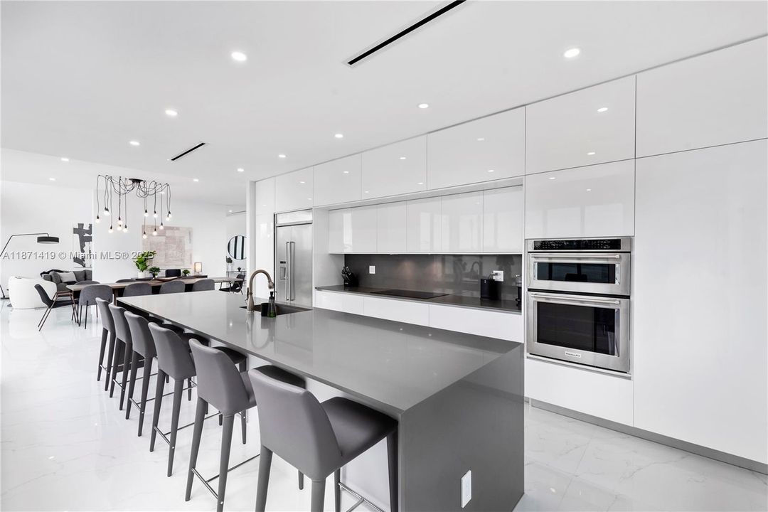 En Renta: $34,900 (5 camas, 5 baños, 4534 Pies cuadrados)