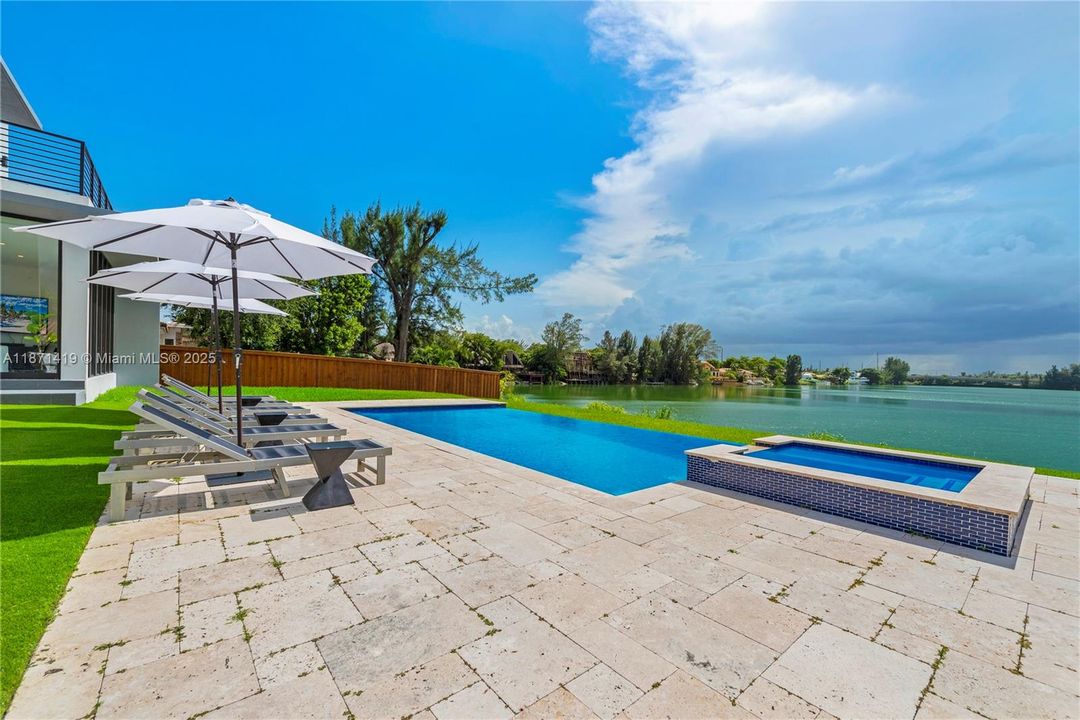 En Renta: $34,900 (5 camas, 5 baños, 4534 Pies cuadrados)