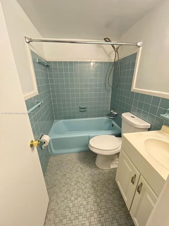 Recently Rented: $1,275 (0 beds, 1 baths, 11065 Square Feet)