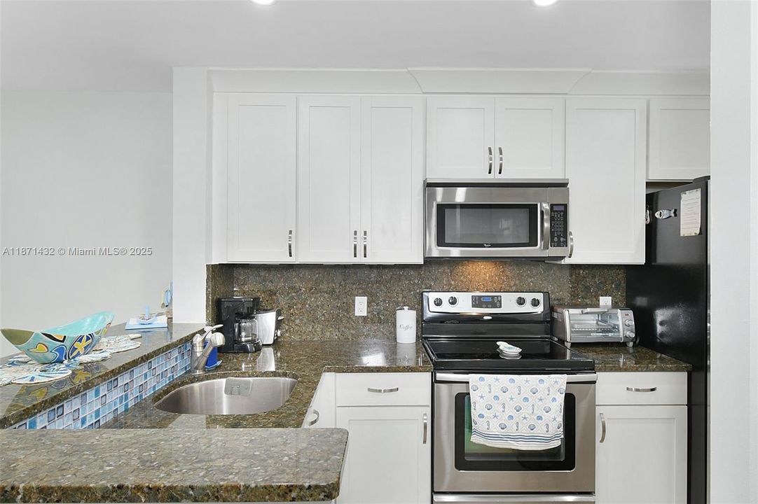 В аренду: $2,500 (2 спален, 2 ванн, 1270 Квадратных фут)