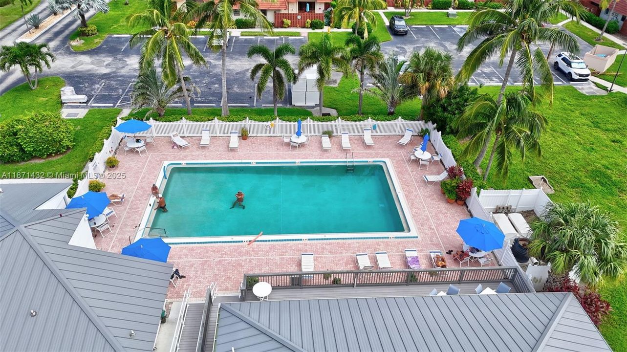 В аренду: $2,500 (2 спален, 2 ванн, 1270 Квадратных фут)