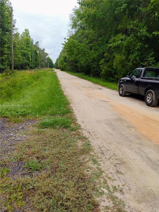 На продажу: $13,999 (0.23 acres)