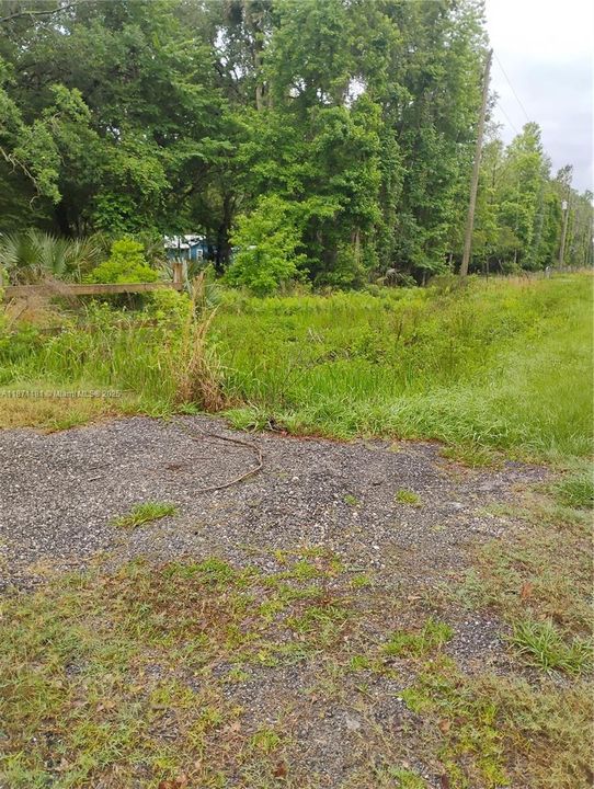 На продажу: $13,999 (0.23 acres)