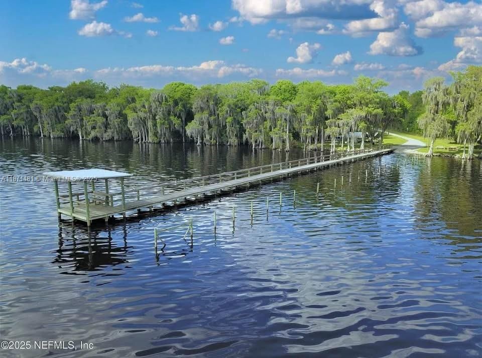 На продажу: $13,999 (0.23 acres)