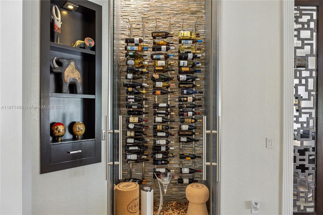 待售: $2,650,000 (5 贝兹, 5 浴室, 4858 平方英尺)