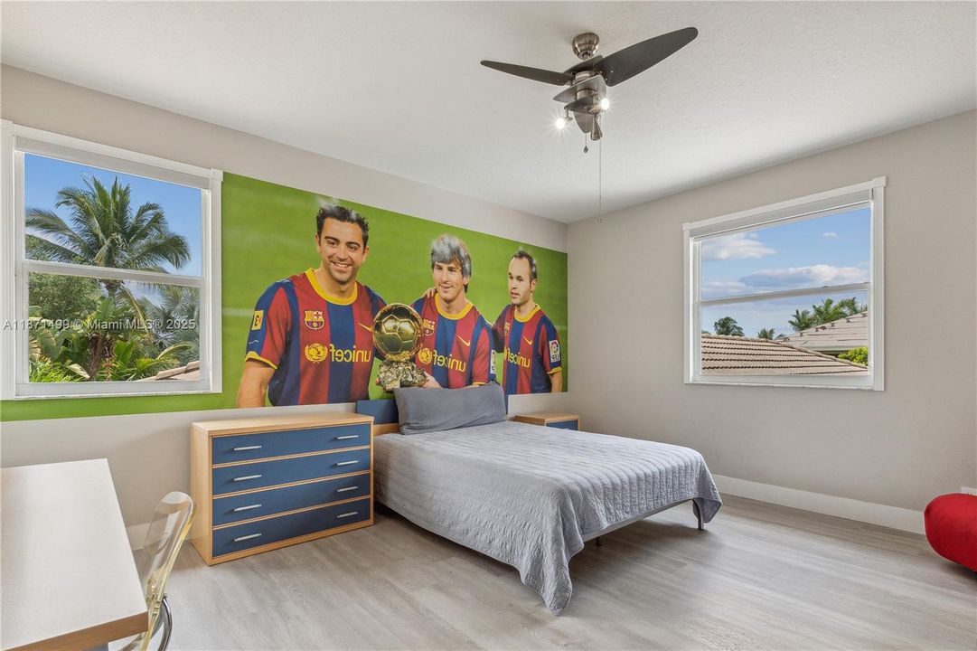 待售: $2,650,000 (5 贝兹, 5 浴室, 4858 平方英尺)