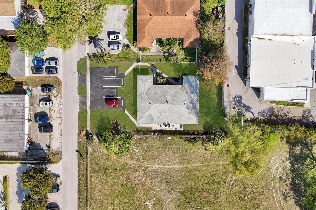 En Venta: $724,998 (0 camas, 0 baños, 2503 Pies cuadrados)