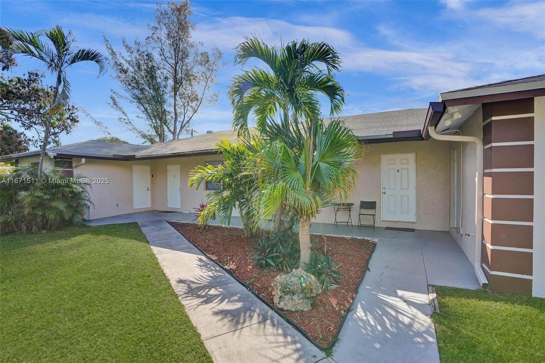 En Venta: $724,998 (0 camas, 0 baños, 2503 Pies cuadrados)