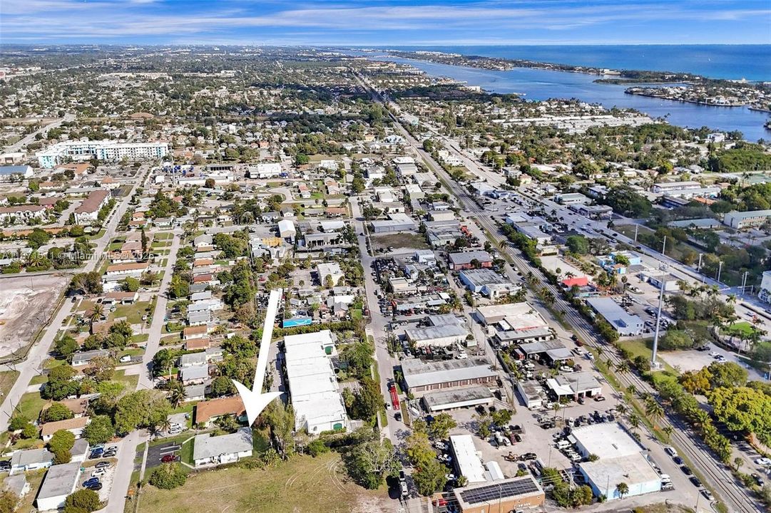 En Venta: $724,998 (0 camas, 0 baños, 2503 Pies cuadrados)