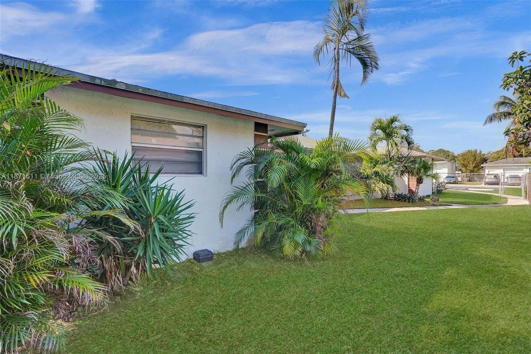 En Venta: $724,998 (0 camas, 0 baños, 2503 Pies cuadrados)