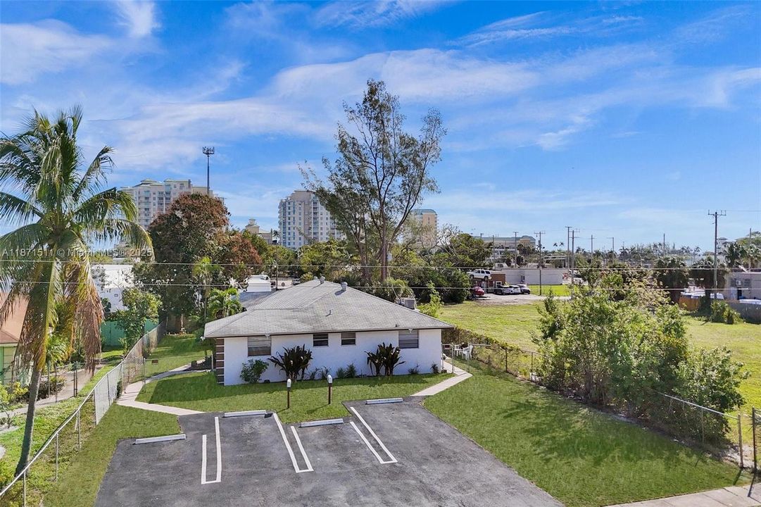 En Venta: $724,998 (0 camas, 0 baños, 2503 Pies cuadrados)