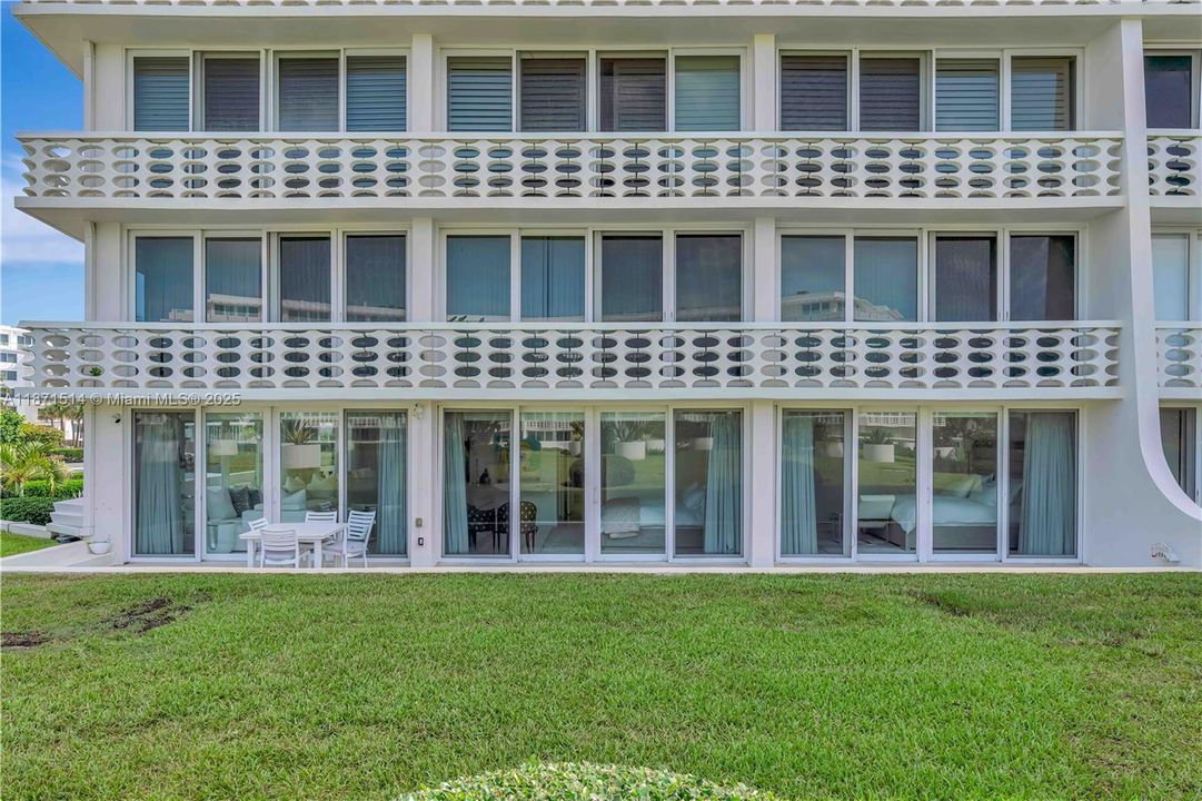 Recientemente alquilado: $27,000 (2 camas, 2 baños, 1644 Pies cuadrados)