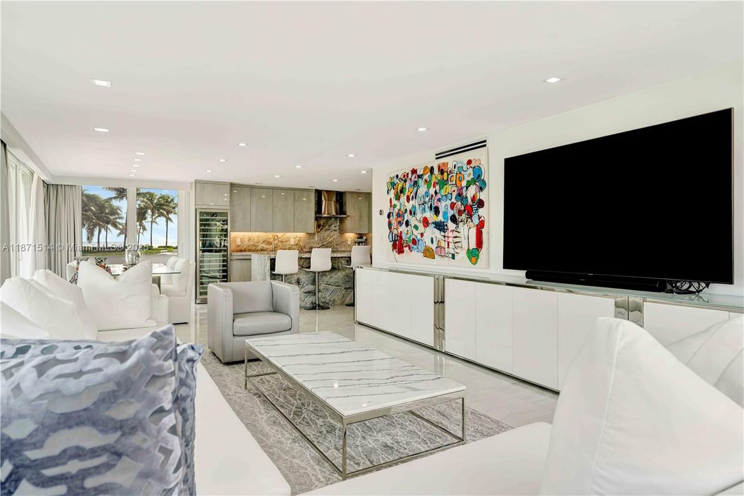 Recientemente alquilado: $27,000 (2 camas, 2 baños, 1644 Pies cuadrados)