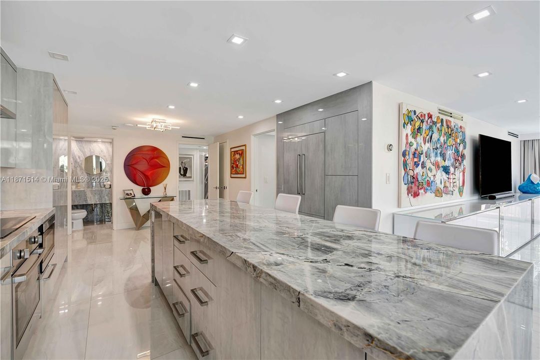 Recientemente alquilado: $27,000 (2 camas, 2 baños, 1644 Pies cuadrados)