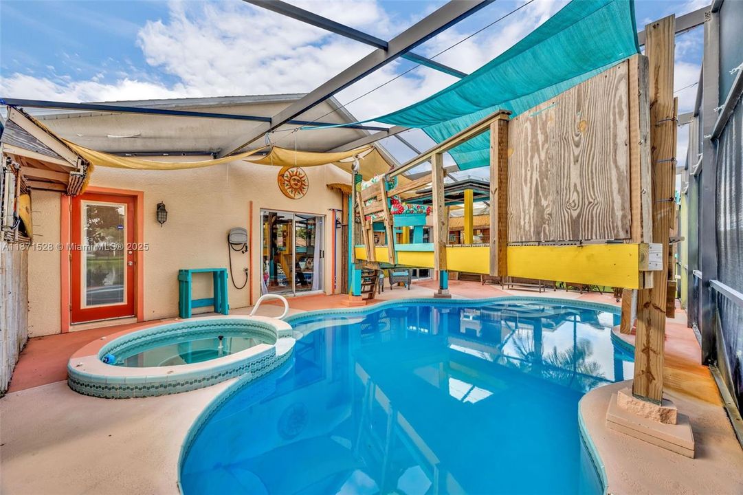 На продажу: $459,000 (4 спален, 2 ванн, 1942 Квадратных фут)