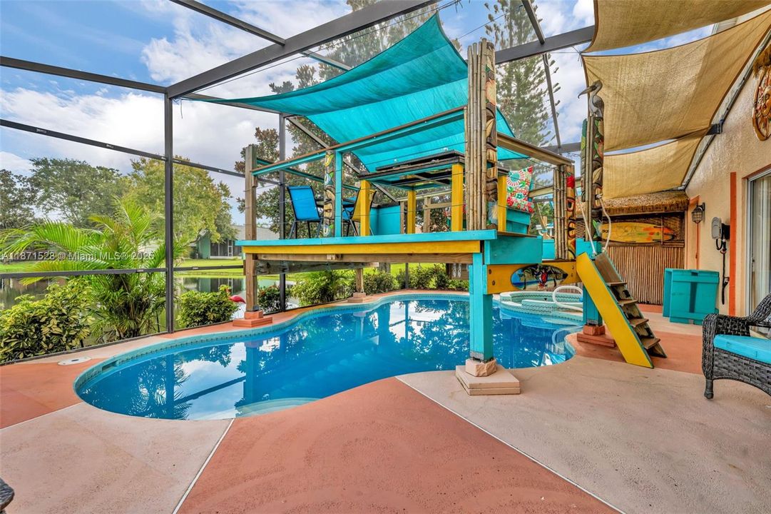 На продажу: $459,000 (4 спален, 2 ванн, 1942 Квадратных фут)